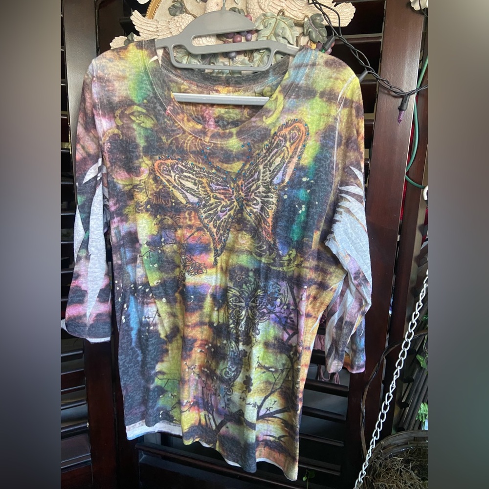 Avenue Tie-Dye Scoop-Neck Butterfly 3/4 Sleeve T-Shirt